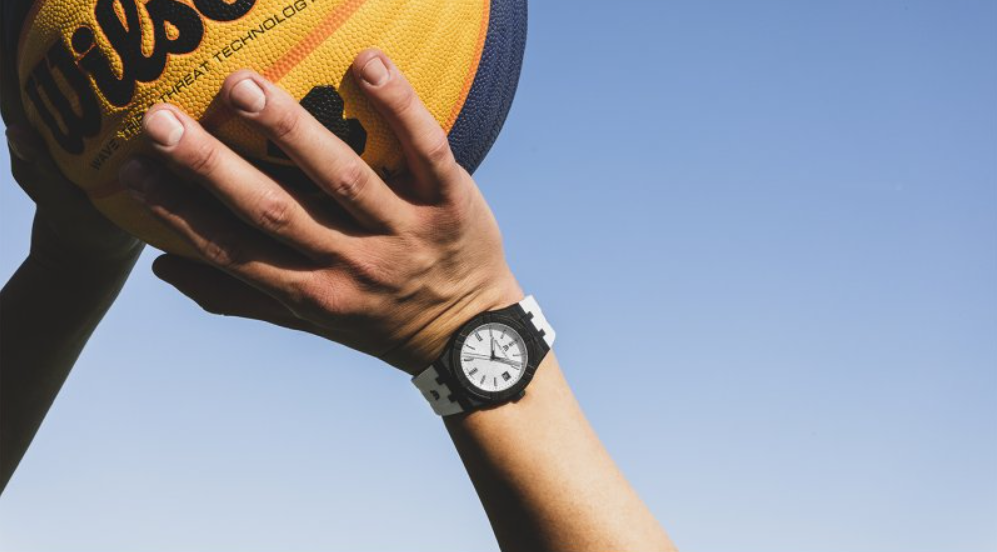 Long Island Watch | The Mako is back! Mako 3 with Arabic and