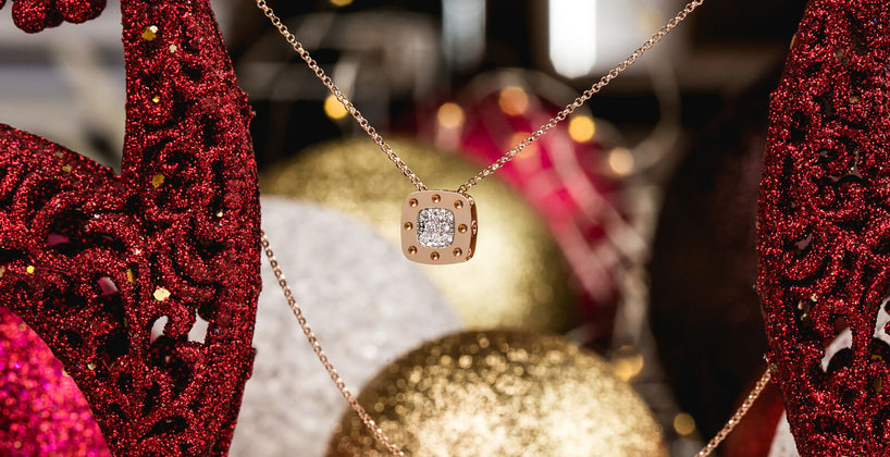 What jewellery does she want this Christmas?