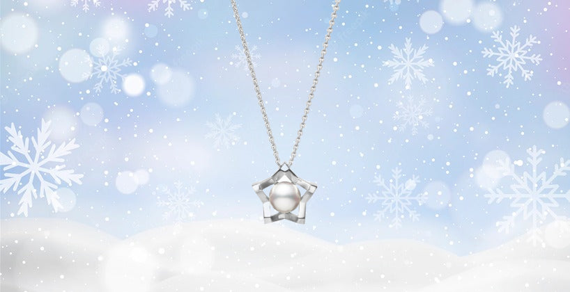 Day 1: C W Sellors Christmas Countdown & The Mikimoto M Collection Star Pendant