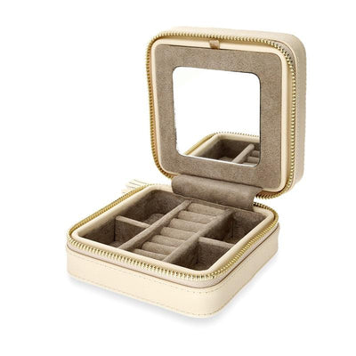 Featured Travel Cases image