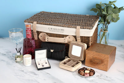 Featured Luxury Large Hampers image
